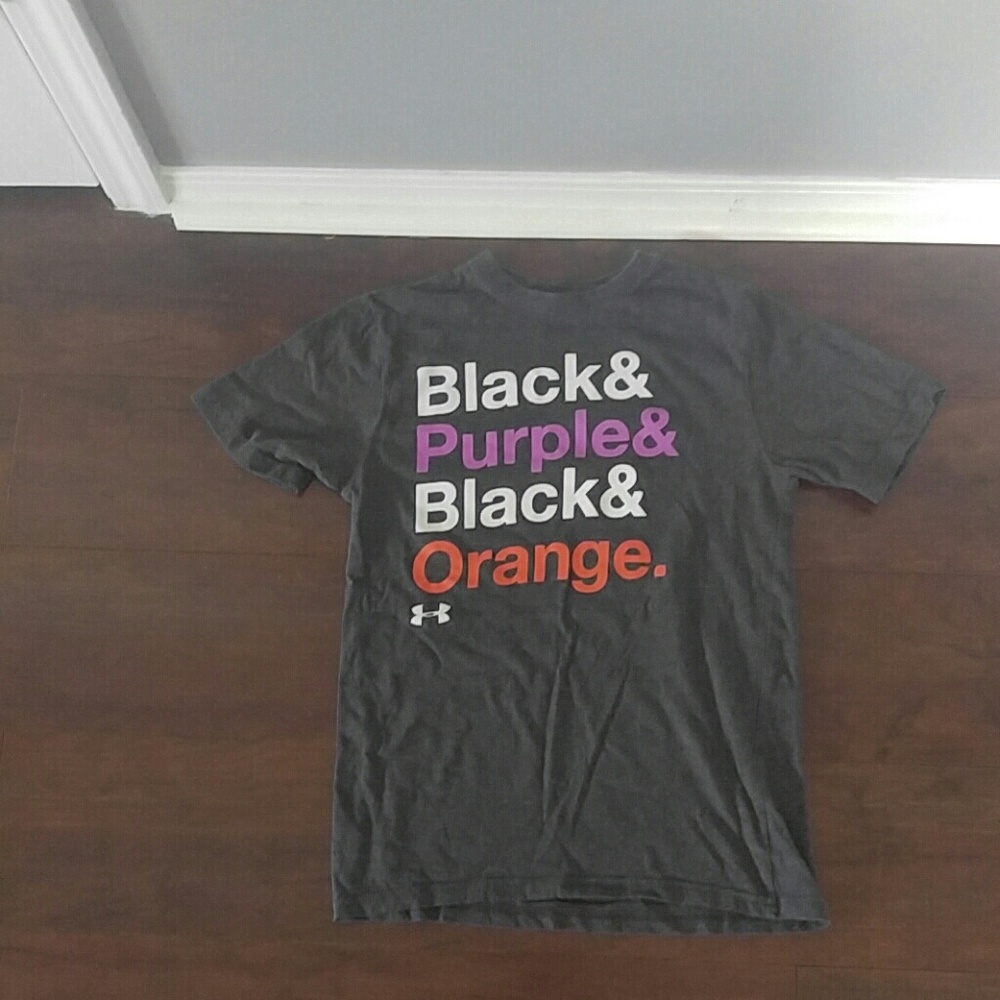 T - SHIRT